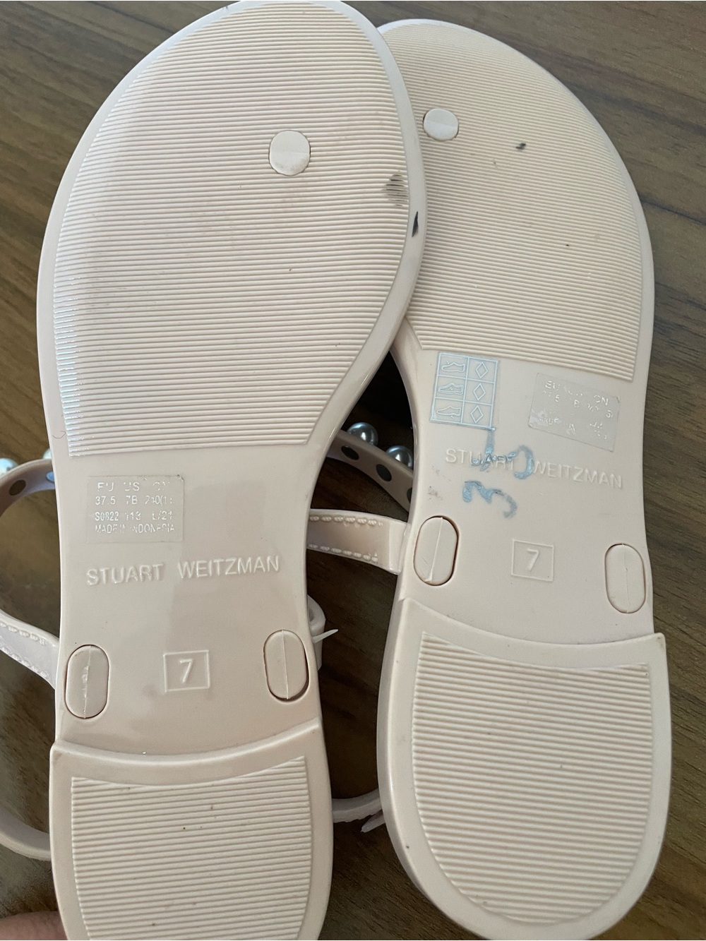 STUART WEITZMAN Goldie Pearl Jelly Sandals Size 7 Nude Blush - Picture 11 of 15